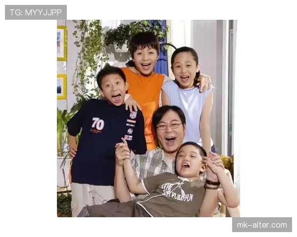 李小鹏家的狗吃的比我家孩子还讲究